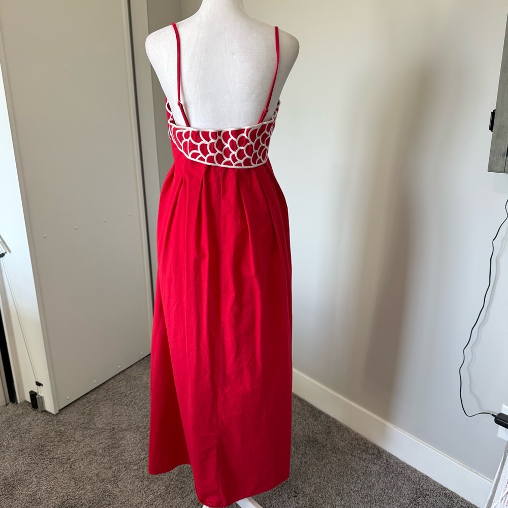 Commense Vibrant Red Fabric - Picture 5 of 6